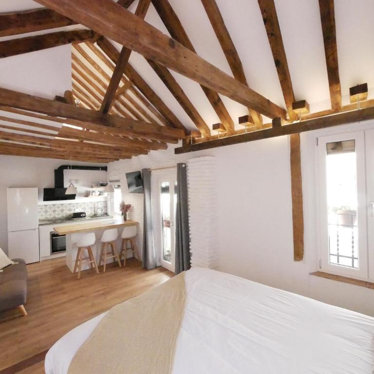 Baños del Agua - Two-Bedroom House - 1