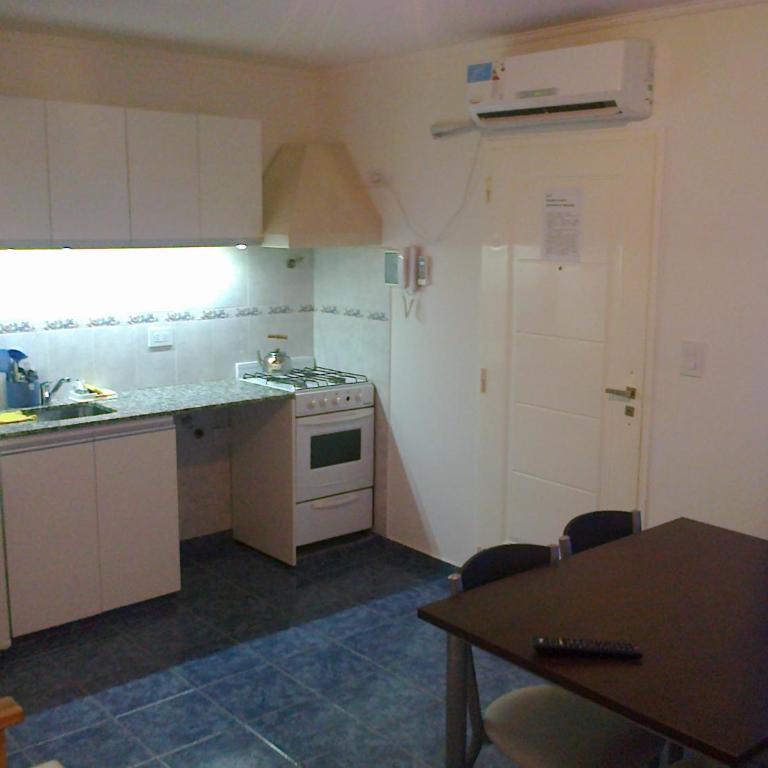 Alquiler Temporario (día, Semana, Mes, Etc) - One-Bedroom Apartment - 2
