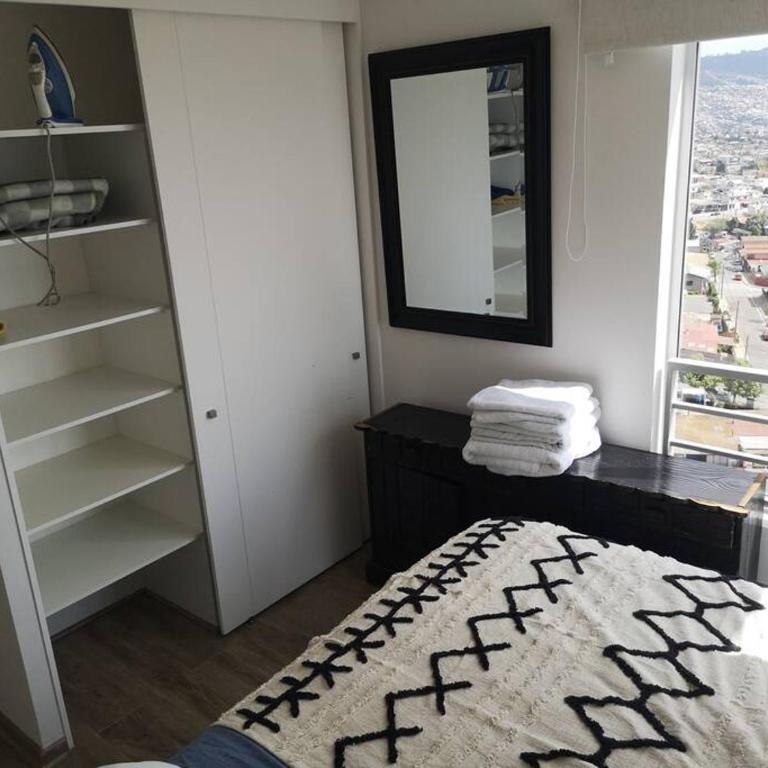 Depto Valparaíso con Vista al Mar y a la Bahía de Valparaíso - Three-Bedroom Apartment - 38