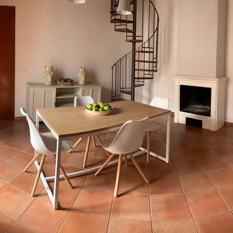 Palazzo resuttana - Appartamentino su 2 Livelli - 9