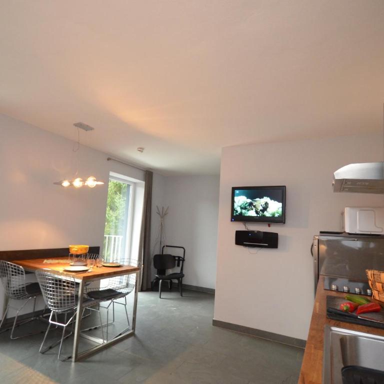 Apartmenthouse 5 Seasons - incl SUMMER CARD by All in One Apartments - Top 4 - Apartment mit 1 Schlafzimmer und Balkon - 2