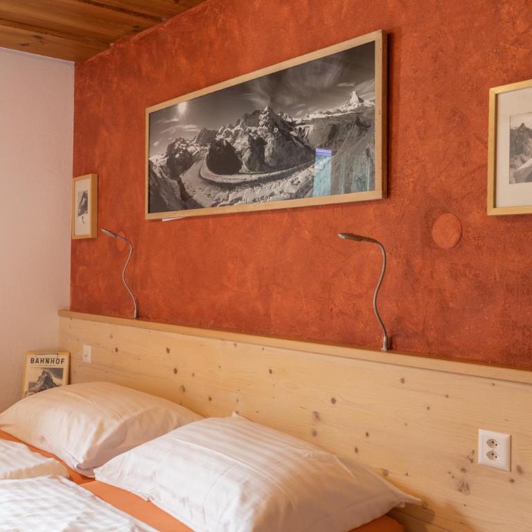 Hotel Bahnhof - Doppelzimmer mit Blick auf das Matterhorn - 8