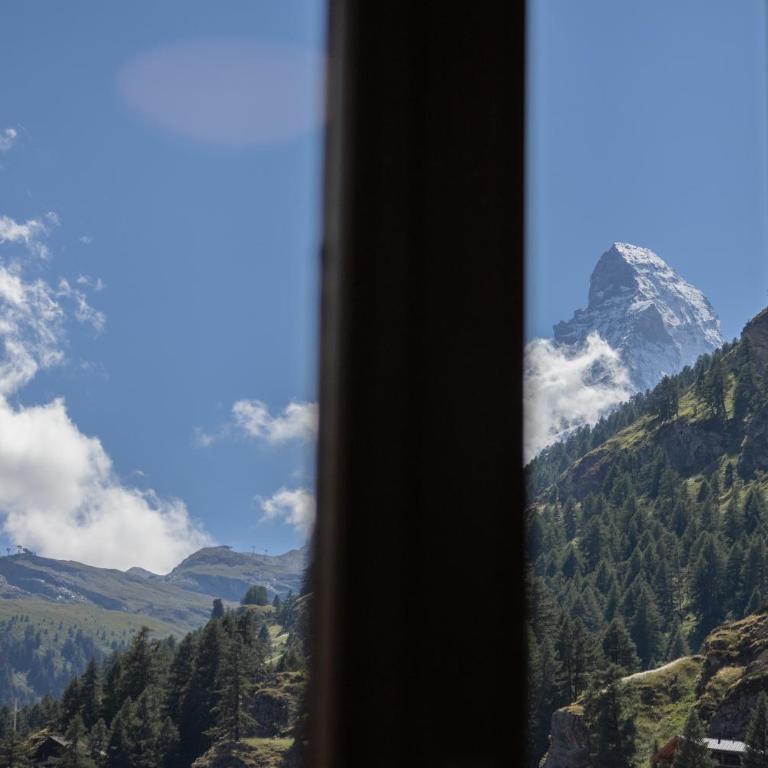 Hotel Bahnhof - Doppelzimmer mit Blick auf das Matterhorn - 7