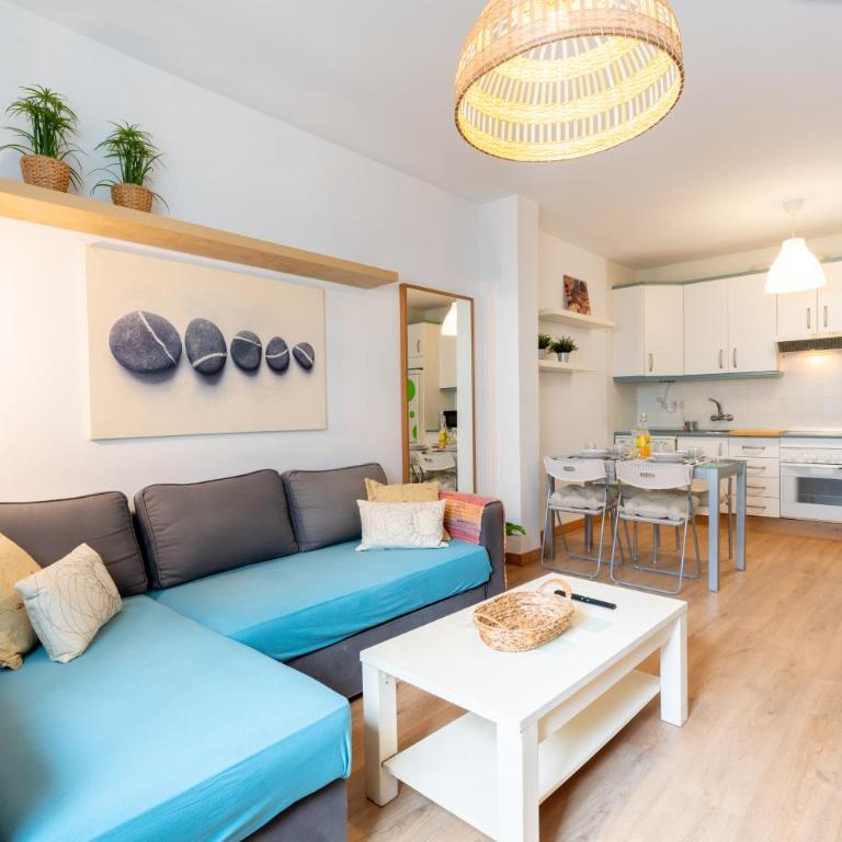 CR ALAMEDA Amplio y Traquilo apartameto para parejas - Apartamento de 1 dormitorio - 2