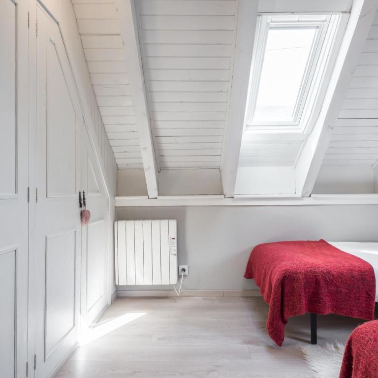 Casa Aneto by Totiaran - Three-Bedroom House - 20