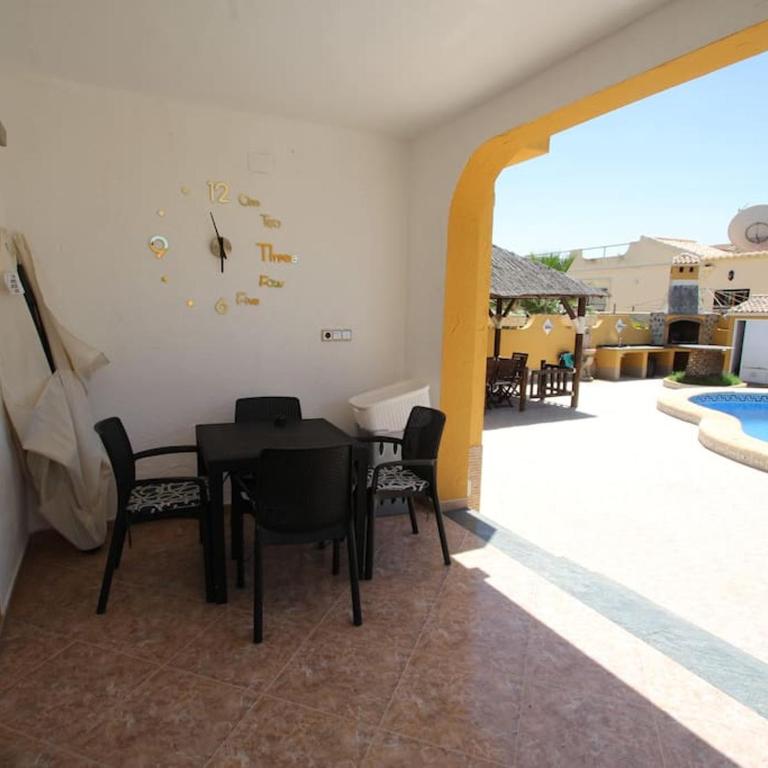 Agradable villa con piscina - Casa de 2 dormitorios - 15