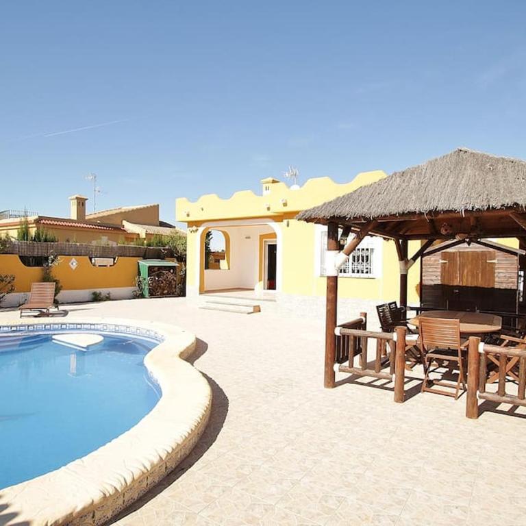 Agradable villa con piscina - Casa de 2 dormitorios - 12