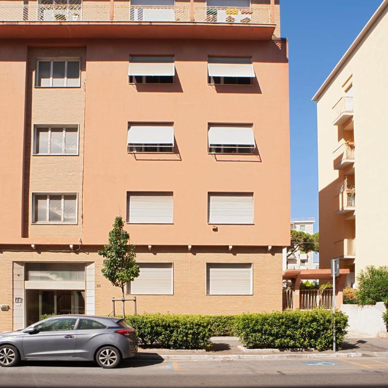 Suite Attico in Centro - Parcheggio Gratuito - Apartment with Balcony - 13