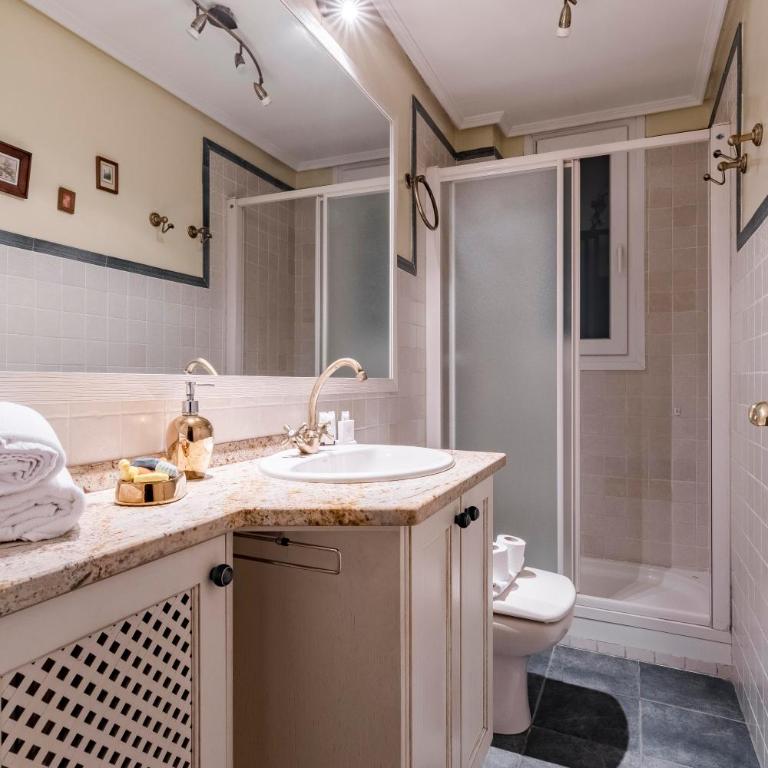 Dobo Madrid Orense - Apartment - 9