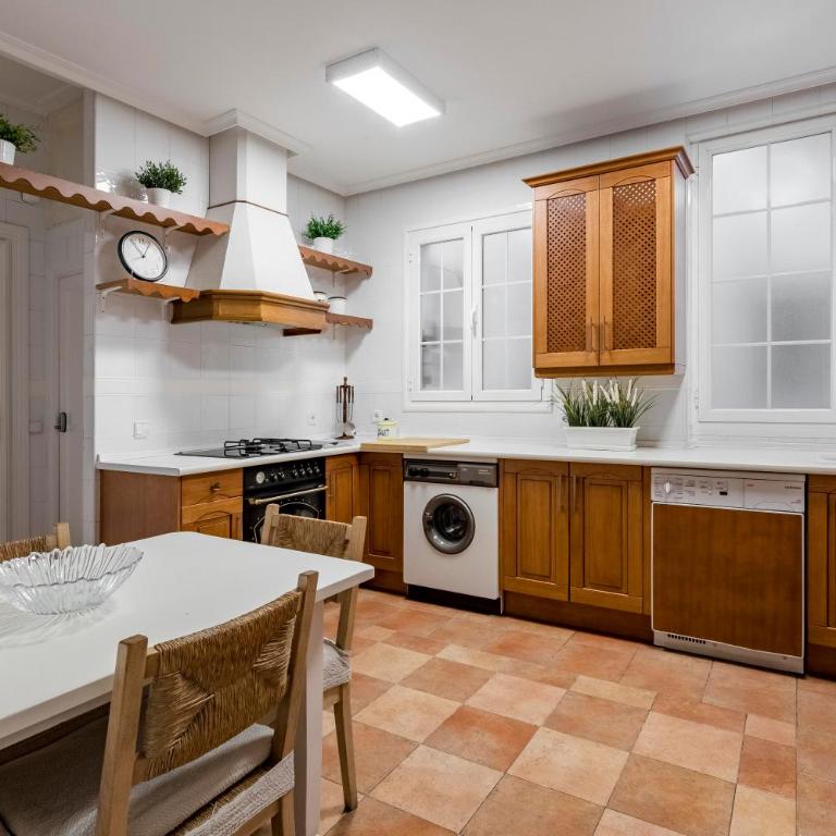 Dobo Madrid Orense - Apartment - 14