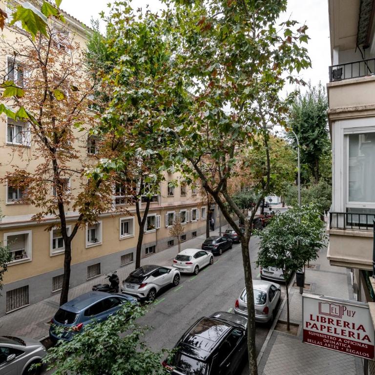 Dobo Madrid Orense - Apartment - 19