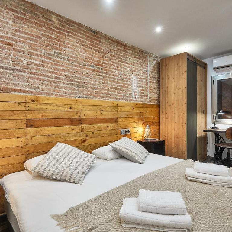BBarcelona Dúplex Poble Sec - Three-Bedroom Apartment - 10