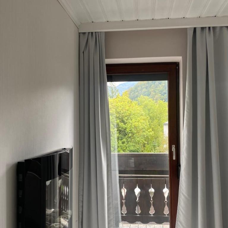 Bad Ischl - Central & Quiet Apartment - Apartment mit 2 Schlafzimmern und Terrasse - 10