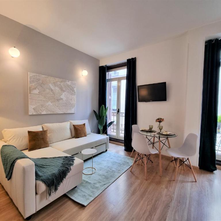 Apartamentos San Isidro - Apartment with Balcony - 1