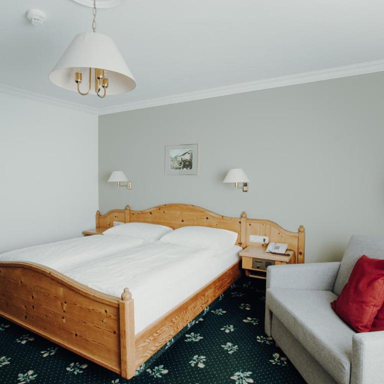 Langwies Genussherberge - Dreibettzimmer - 2