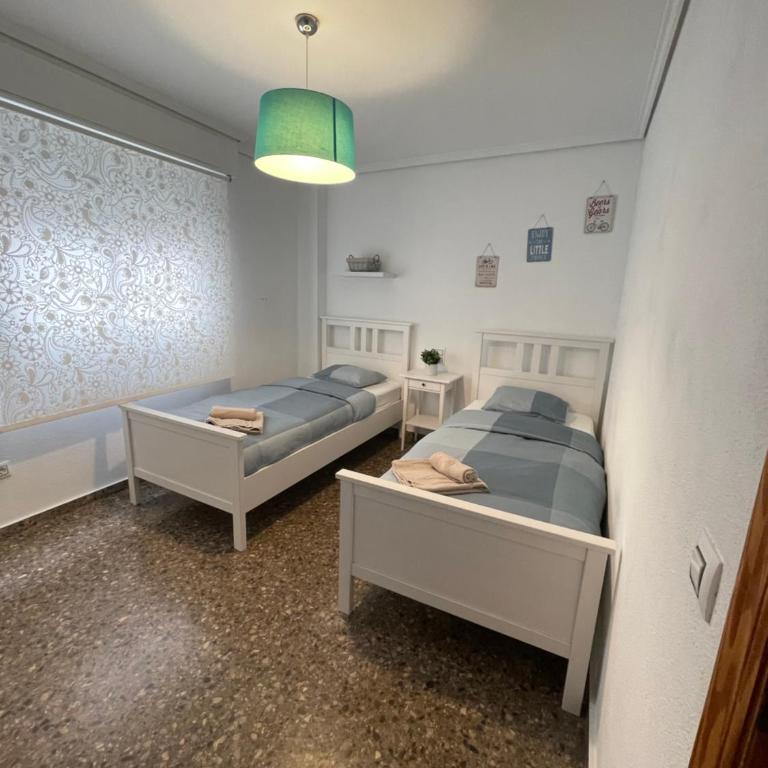 UIM Mediterraneo Claveles Wifi - Apartamento de 3 dormitorios - 9