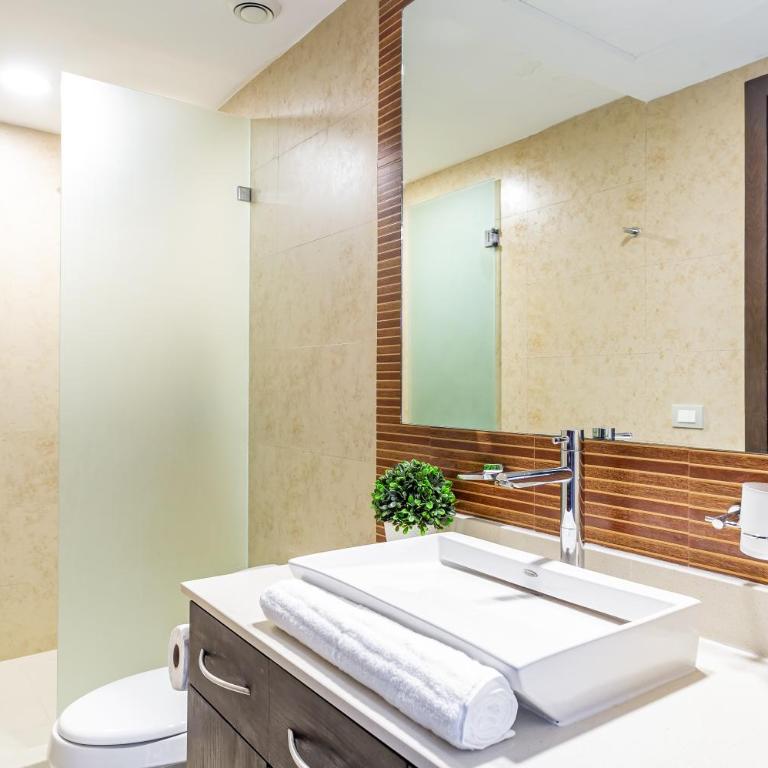 Casa Brisas apts - Two-Bedroom Apartment - 40