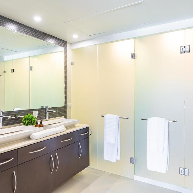 Casa Brisas apts - Two-Bedroom Apartment - 34