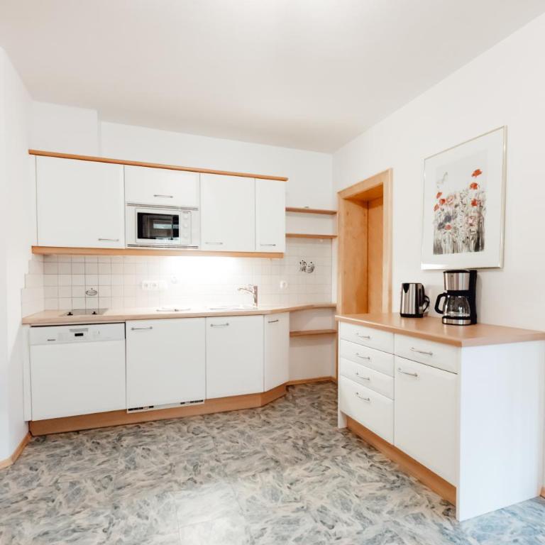 Zimmer & Ferienwohnungen Dandler - Apartment mit 1 Schlafzimmer - 3