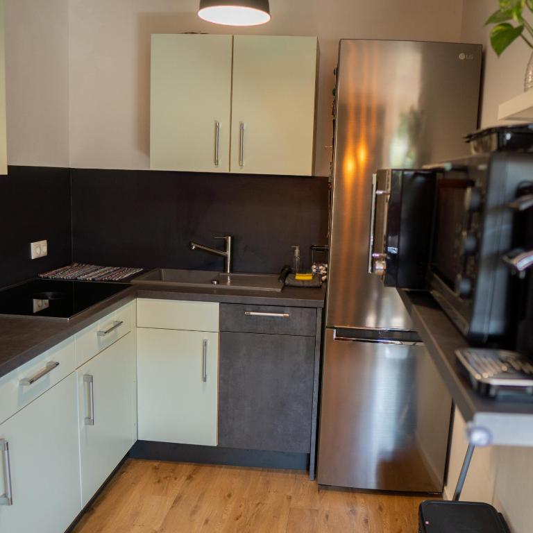 MOREHOME Sonnenterrasse & Heimkino Switch 2 - Apartment mit 2 Schlafzimmern - 17