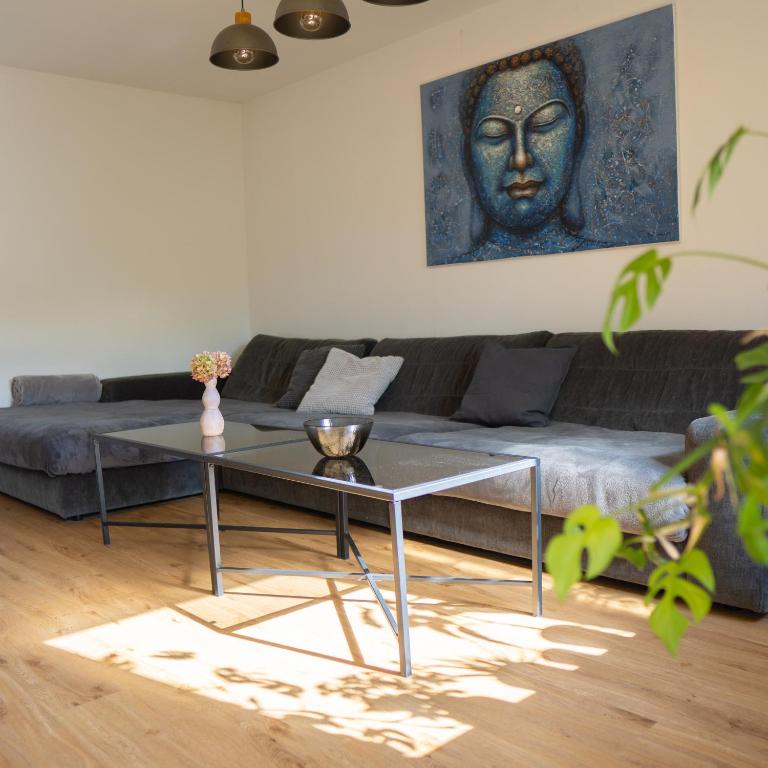 MOREHOME Sonnenterrasse & Heimkino Switch 2 - Apartment mit 2 Schlafzimmern - 8