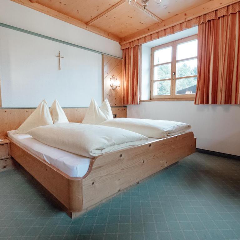 Zimmer & Ferienwohnungen Dandler - Doppelzimmer - 2