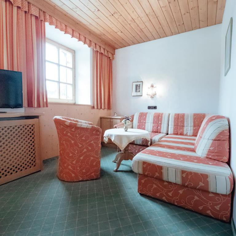 Zimmer & Ferienwohnungen Dandler - Doppelzimmer - 10