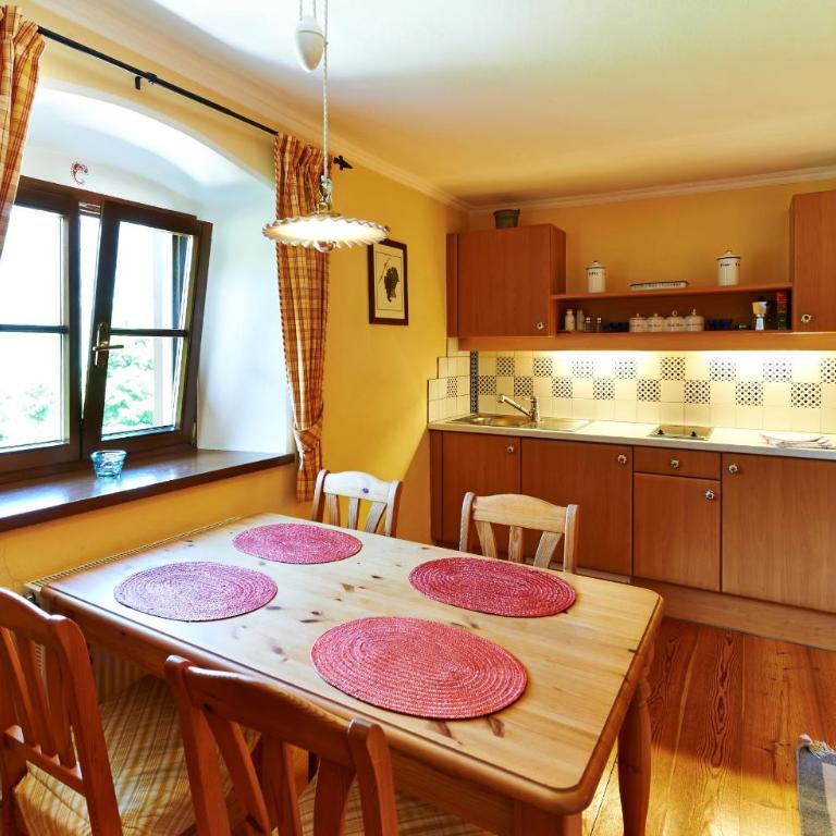 Ferienapartments Gutshof Brandis - Two-Bedroom Apartment - 2