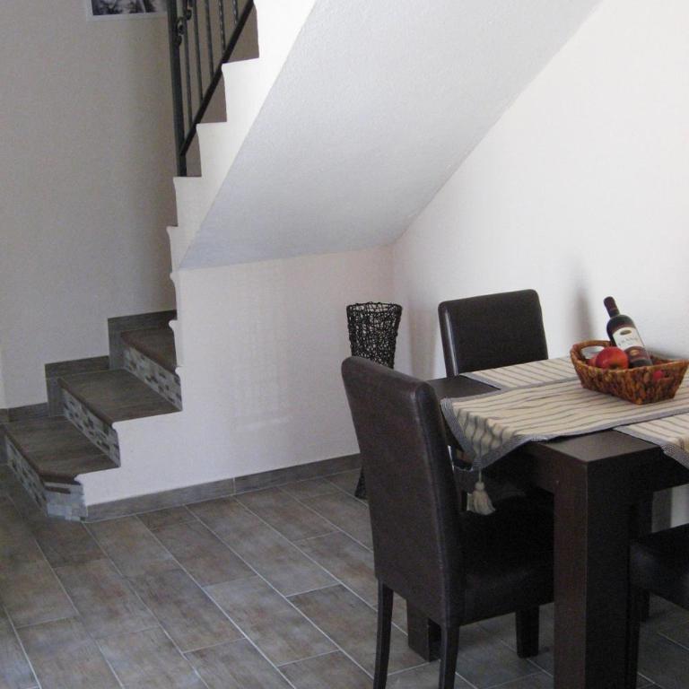 Smokva Apartments - Three-Bedroom Townhouse - 6