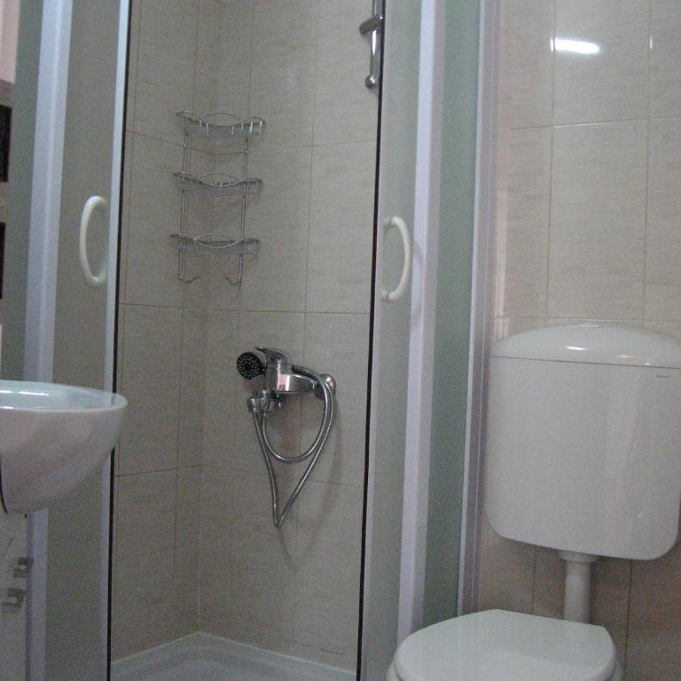 Smokva Apartments - Three-Bedroom Townhouse - 11