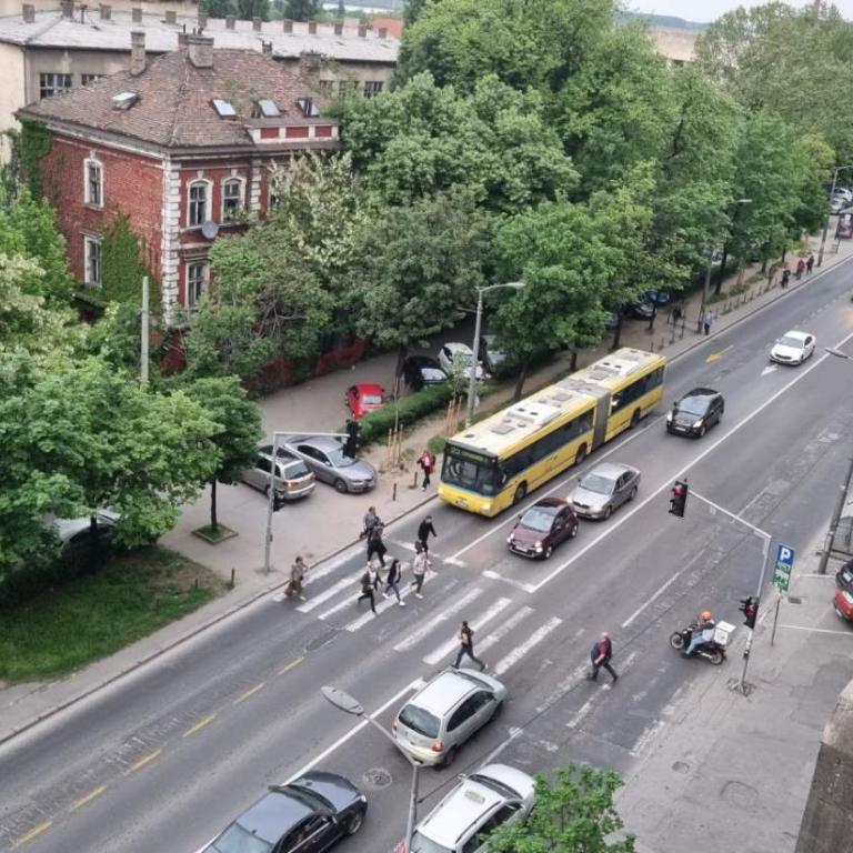 Apartments near city center - Apartman sa 1 Spavaćom Sobom - 3