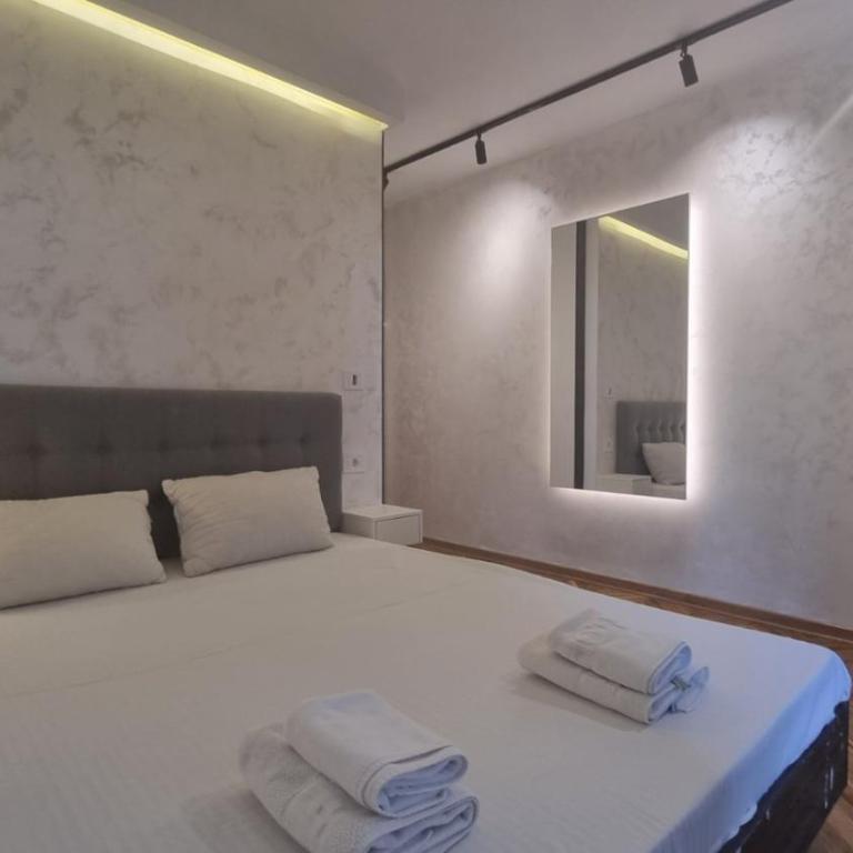 Apartments near city center - Studio Apartman - 8