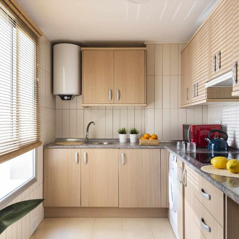 Unika Homes Málaga Beach & City - Deluxe Apartment - 14