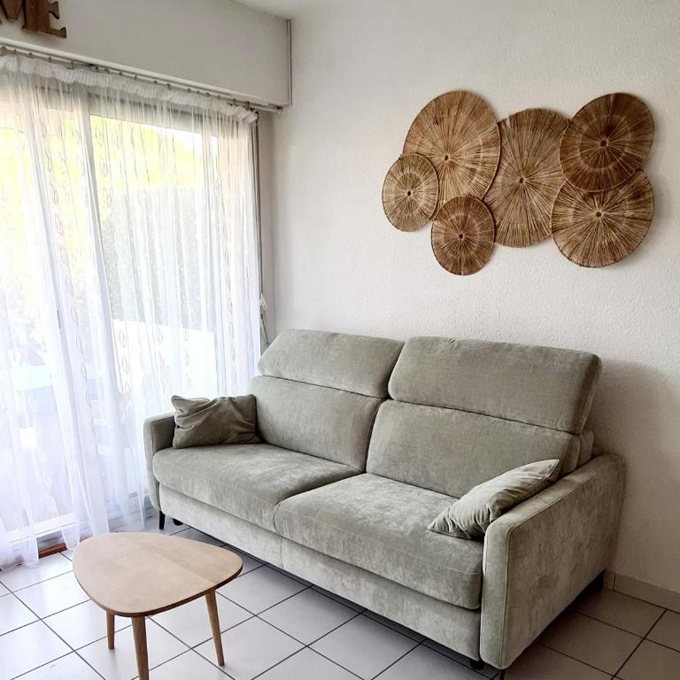 Le Tamaya plage Charmant T2 en rez de jardin A 2 pas d une belle plage de toutes commodités et centre ville port - Appartement 1 Chambre - 6