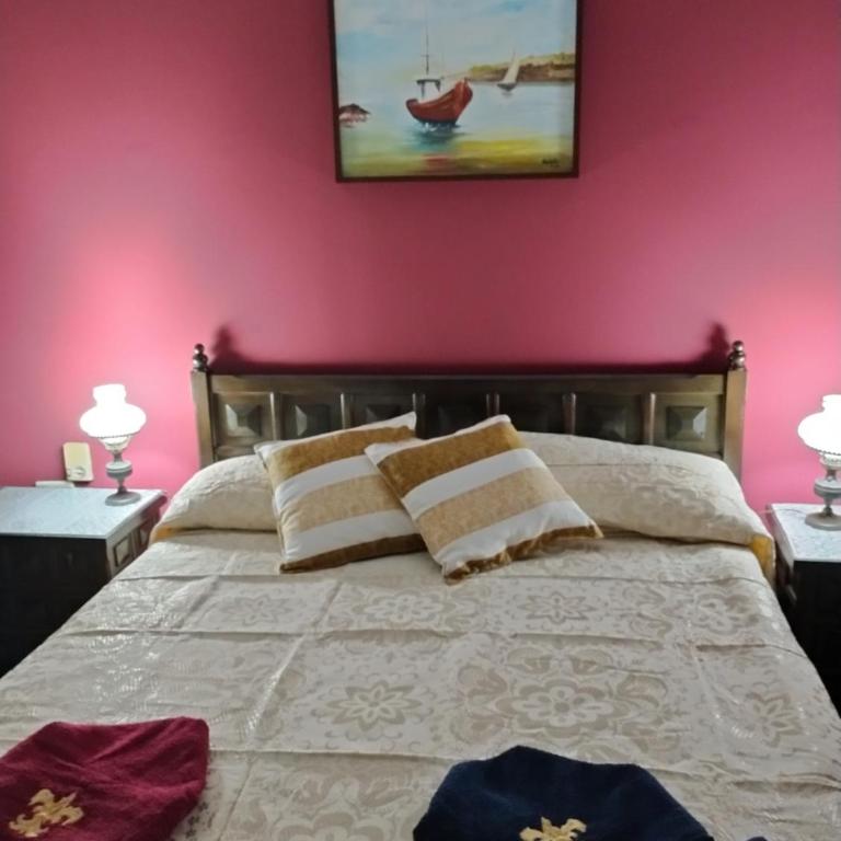 Dpto céntrico con estacionamiento - Apartamento de 2 dormitorios - 4