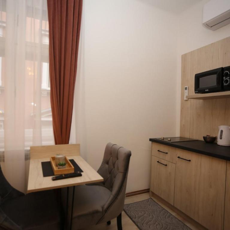 Apartments Artee Free Garage Parking - Studio - 18