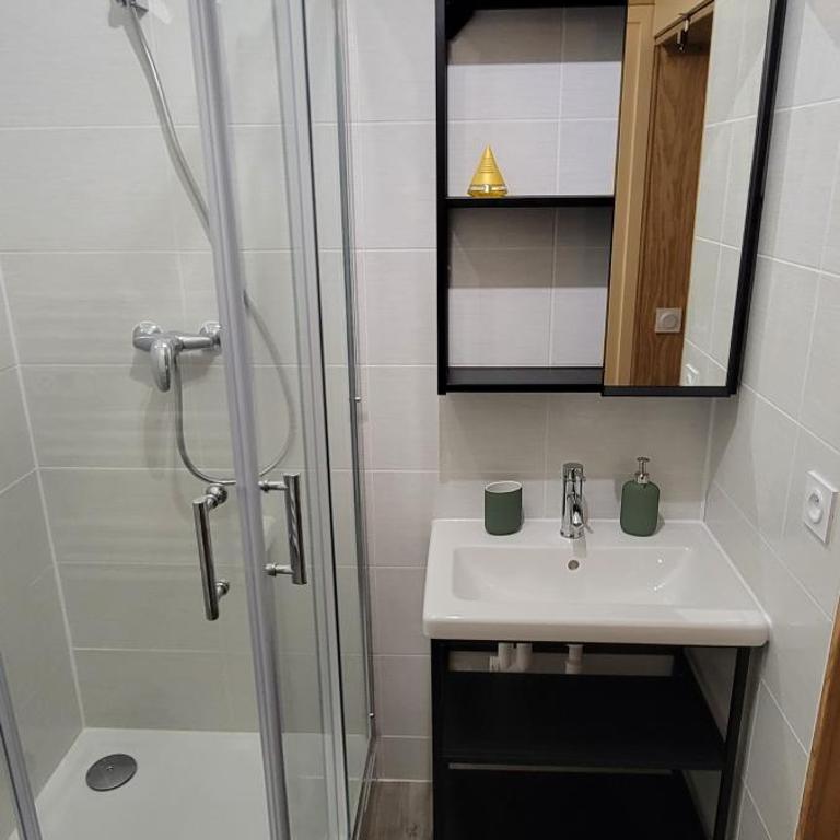 Font-Romeu Studio Cabine RDC avec Balcon ensoleillé & Garage privé - Studio avec Balcon - 7