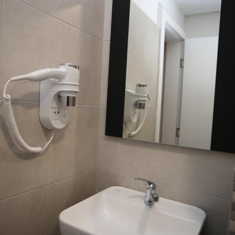 Apartments Artee Free Garage Parking - Studio - 17