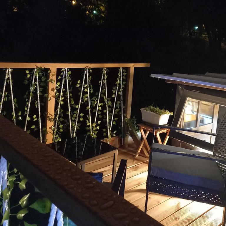 Appartement atypique indépendant sur péniche - Appartement avec Terrasse - 50