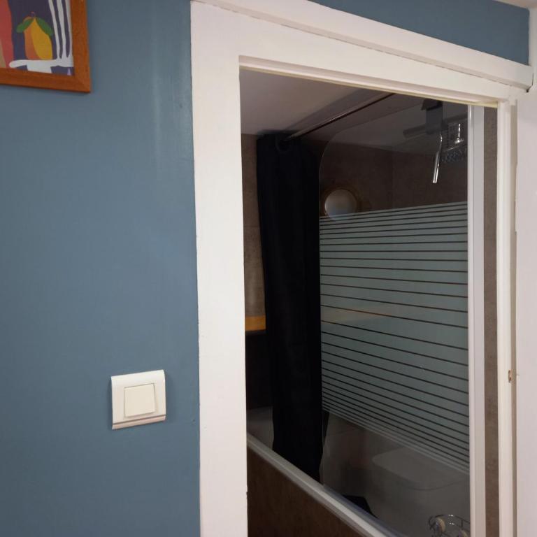 Appartement atypique indépendant sur péniche - Appartement avec Terrasse - 34