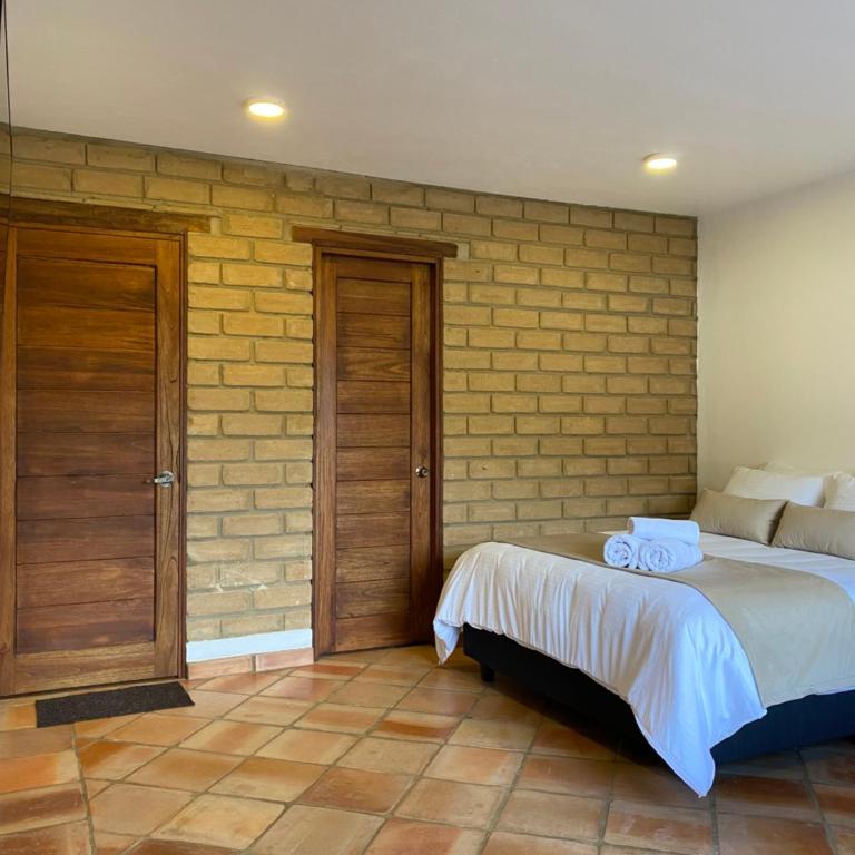 Hotel Alandalus - Deluxe Triple Room - 7