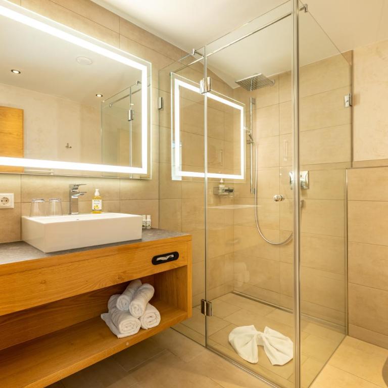Kräuterhotel Hochzillertal - Superior Doppelzimmer - 1