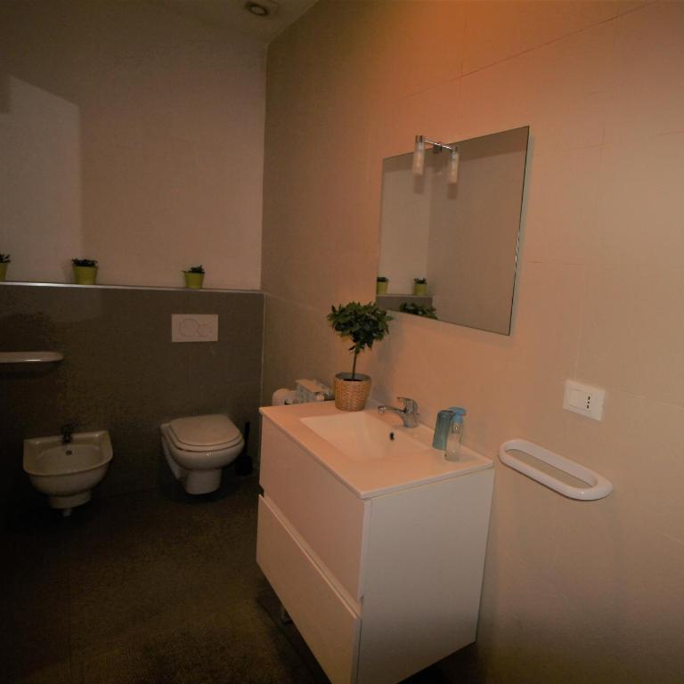 Katana Residence - Deluxe Apartment with Balcony - 3