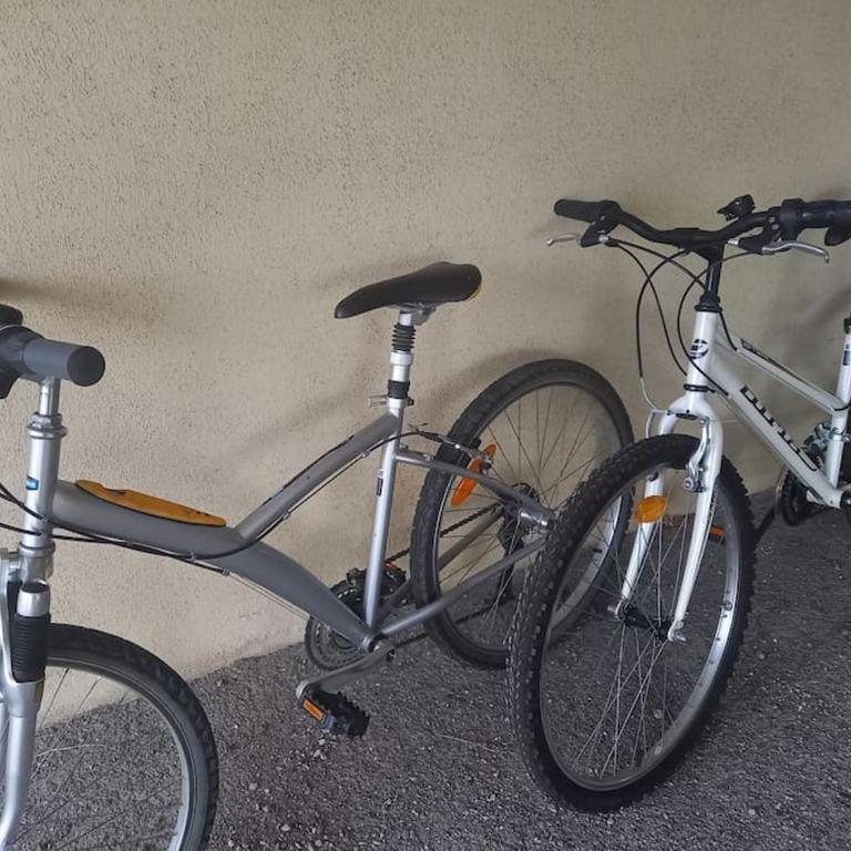 Cosy T2, Meublé de tourisme 3 étoiles, Parking fermé , 2Vélos, Wi-Fi, Clim - Apartamento de 1 dormitorio - 18