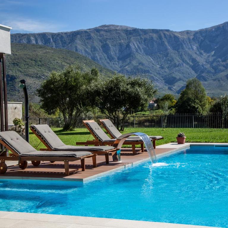 Villa Nera - Etwa - Three-Bedroom Villa - 6