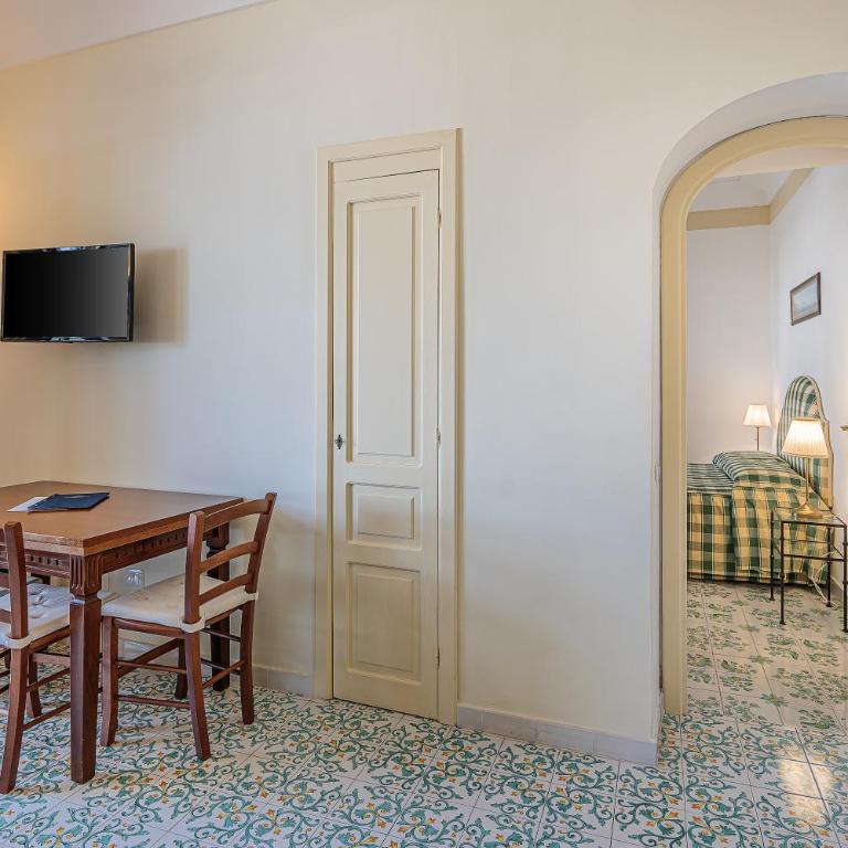 Palazzo Margherita - Suite con 2 Camere da Letto - 7