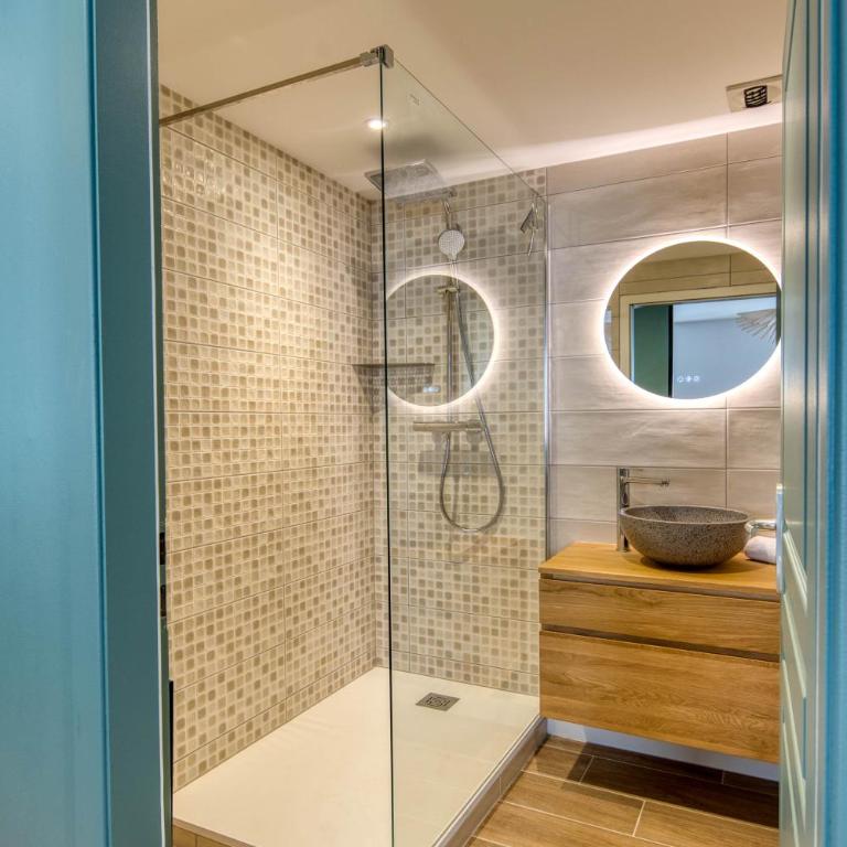 Appartement Le Verdoyant hyper centre avec Parking et Sauna - Appartamento Superior - 9