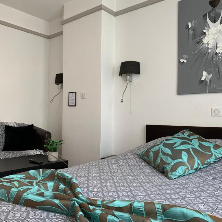 L'EMBLEME - BOUTIQUE HOTEL - Chambre Deluxe avec 2 Lits Doubles - 3