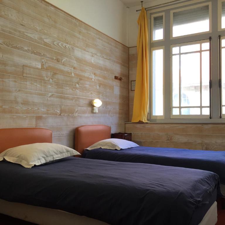 AUBERGE RIVA BELLA - Doppel-/Zweibettzimmer mit Dusche - 1