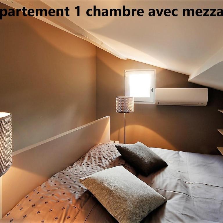 Holiday in Arles -Appartement du Théâtre Antique - One-Bedroom Apartment with Mezzanine - 4
